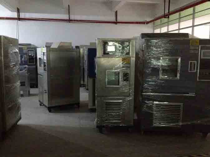 ���{�O���L���y������